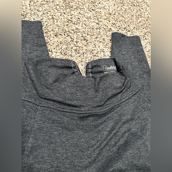 Bombshell Sportswear Victory Leggings - Picture 3 of 7